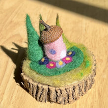 Load image into Gallery viewer, Tiny Felted Fairy House