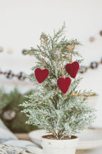 Load image into Gallery viewer, Felted Heart Ornanents