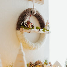 Load image into Gallery viewer, Winter's Morning Wreath