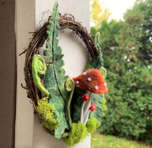 Load image into Gallery viewer, Forest Fern Wreath