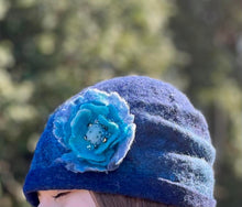 Load image into Gallery viewer, Cozy Brimmed Beanie Hat with Beaded Flower Pin