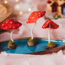 Load image into Gallery viewer, Felted Forest Toadstool