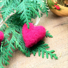 Load image into Gallery viewer, Felted Heart Ornanents
