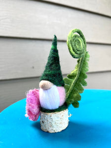 Fergus, the Garden Gnome (Limited Edition Gnome, Of The Earth Florals)